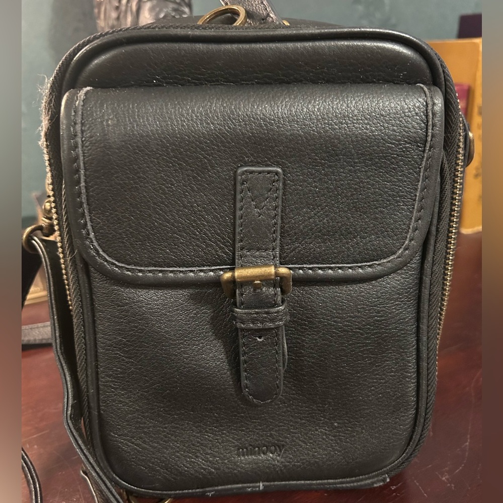 Minooy Naya black small crossbody bag leather purse